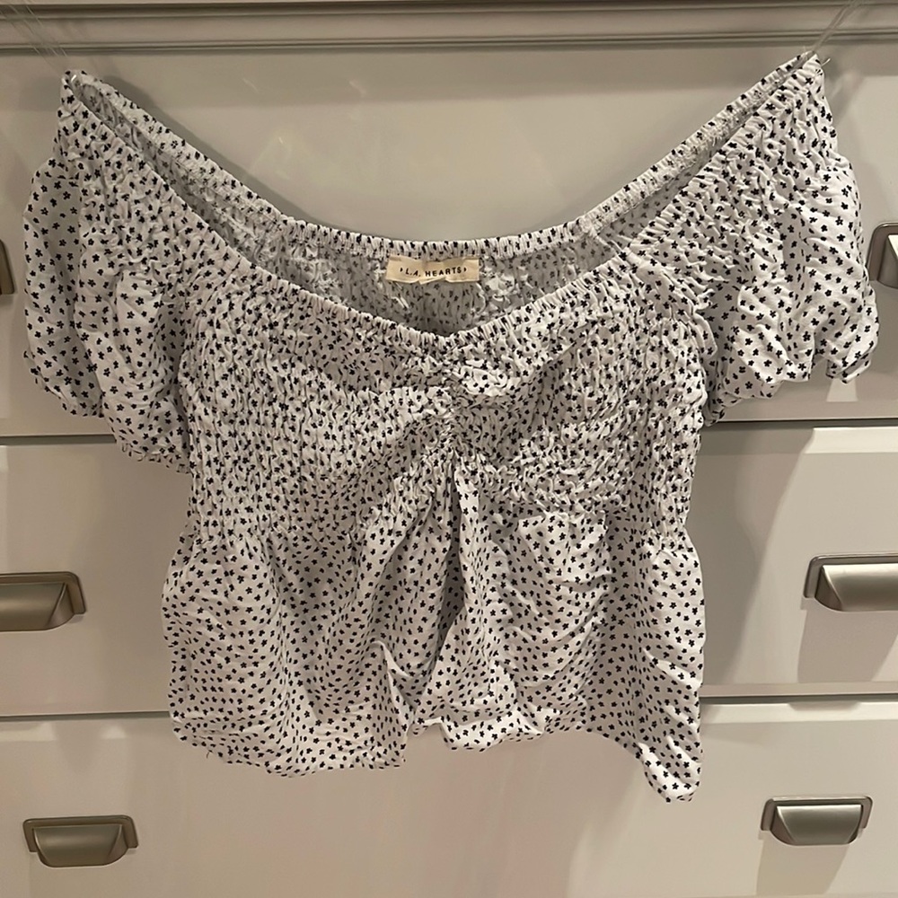 L.A  Hearts white and black cropped too size xs